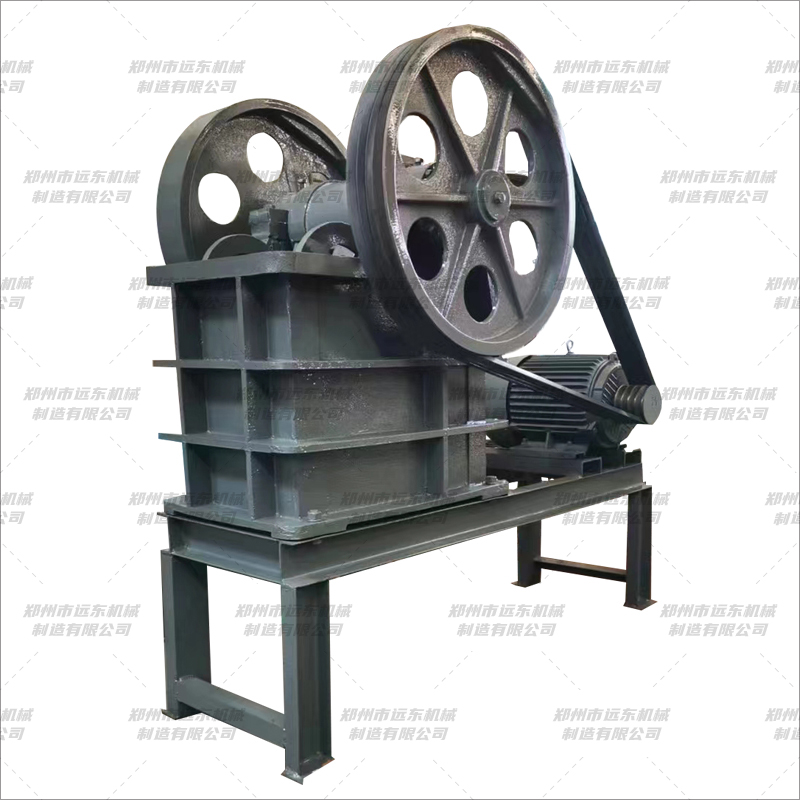 PE型颚式破碎机(图2) PE型颚式破碎机(图2)